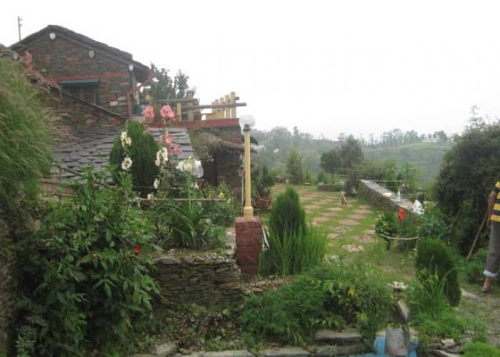 The Oak Trails Eco Lodge, Nainital 3
